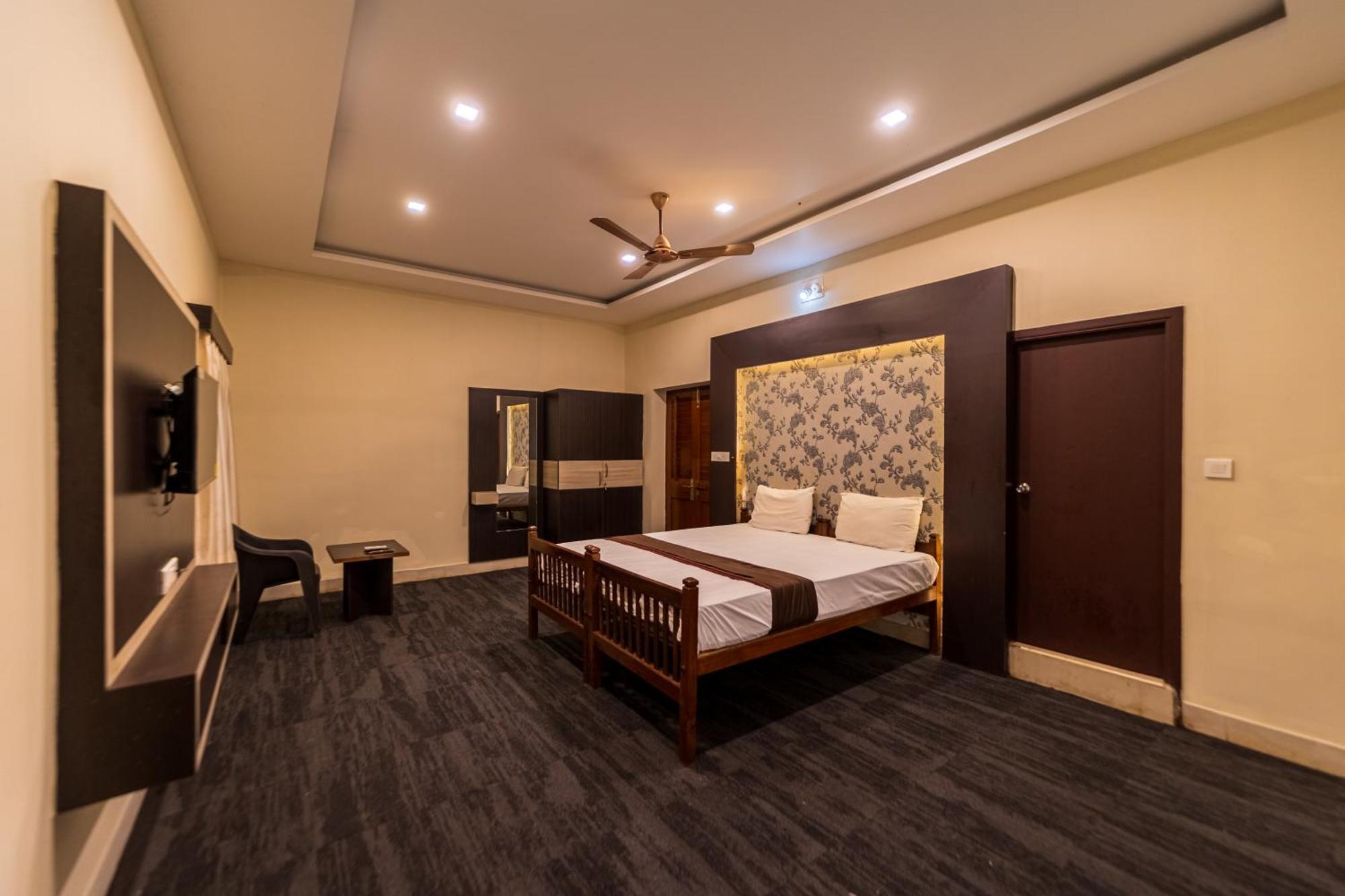 فندق La Courtyard بونديتْشيري المظهر الخارجي الصورة