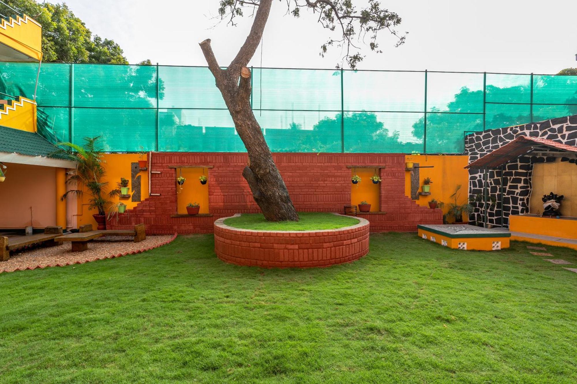 فندق La Courtyard بونديتْشيري المظهر الخارجي الصورة