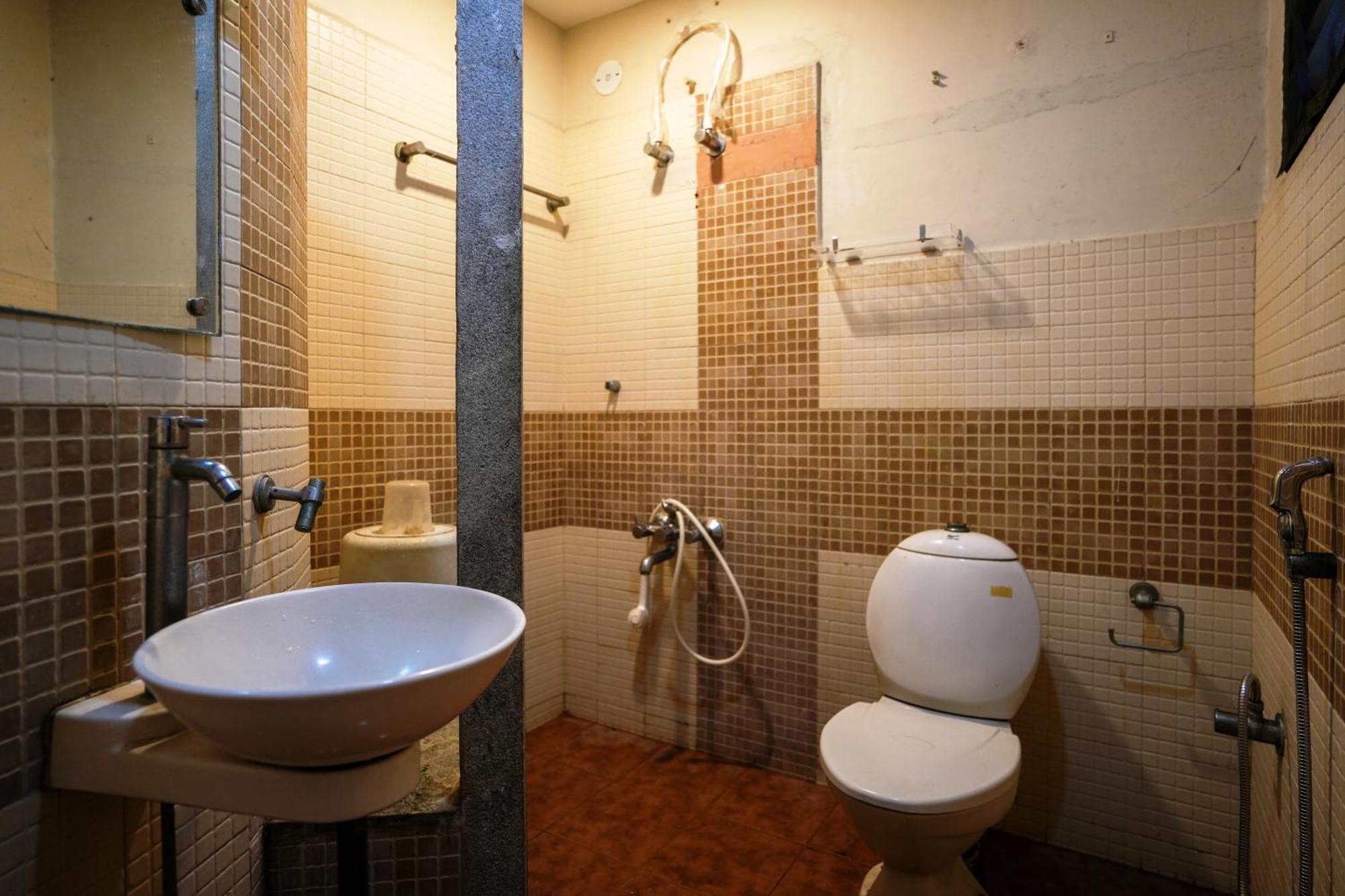 فندق La Courtyard بونديتْشيري المظهر الخارجي الصورة